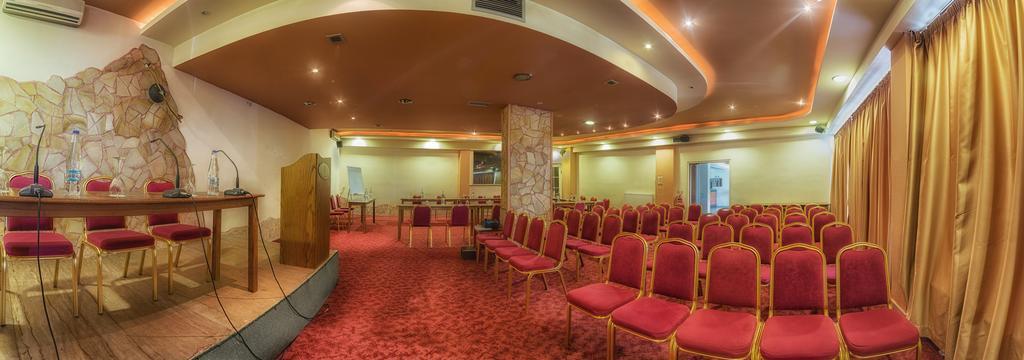 Tselikas Hotel โคซานี ภายนอก รูปภาพ