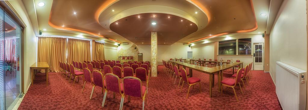 Tselikas Hotel โคซานี ภายนอก รูปภาพ